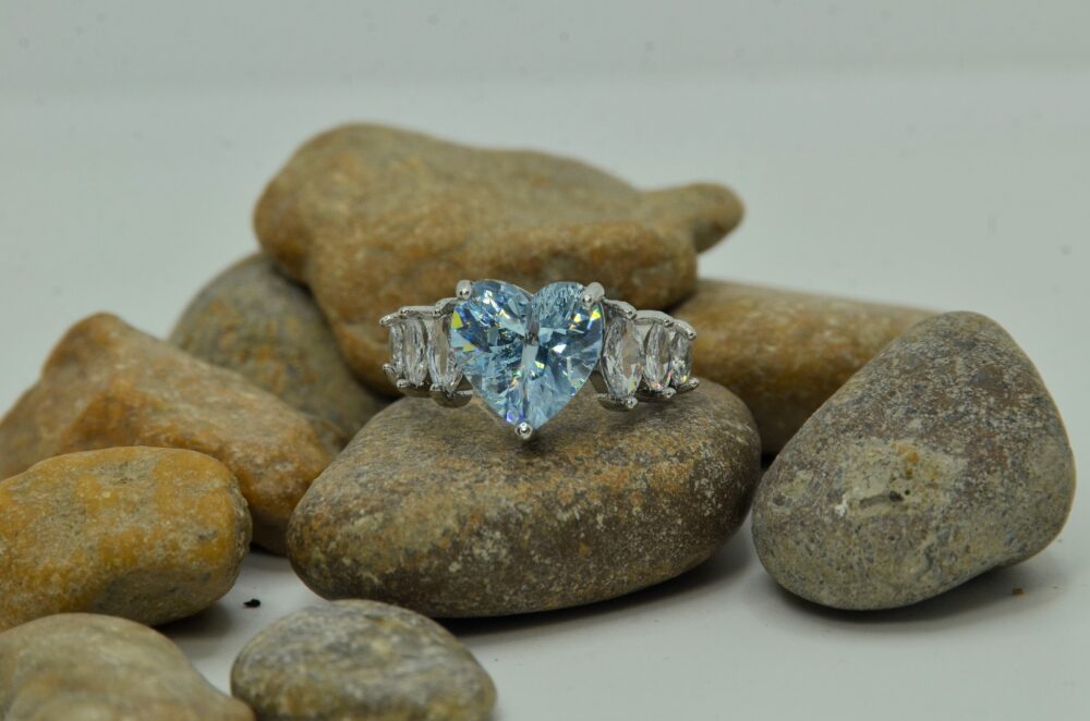 Classic silver ring adorned with a dazzling white zircon centerpiece.